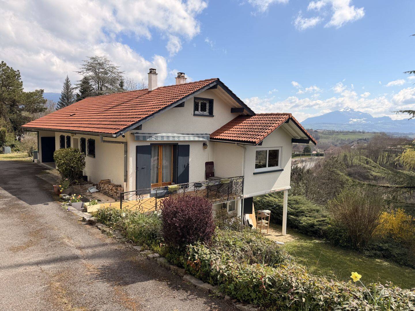 Maison 6 pièces 168 m² · à Monnetier-Mornex · 168 m² · 595 000 €