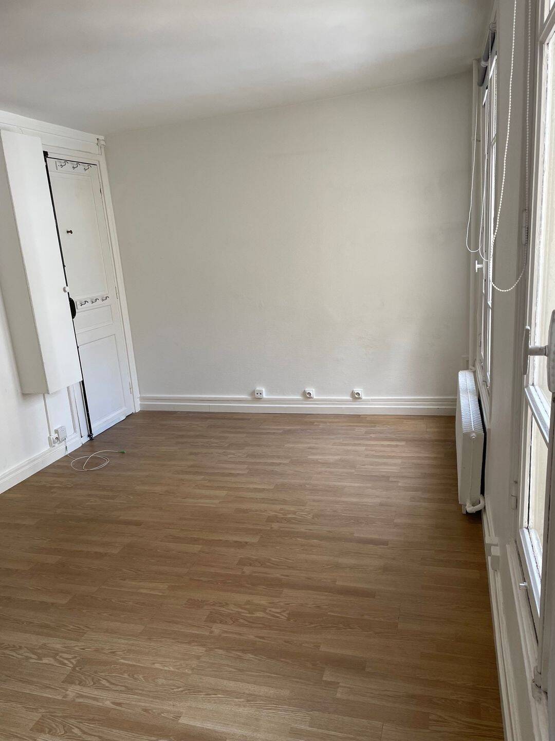 Appartement 20 m² · à Paris 17ème Arrondissement · 19,7 m² · 900 €/mois