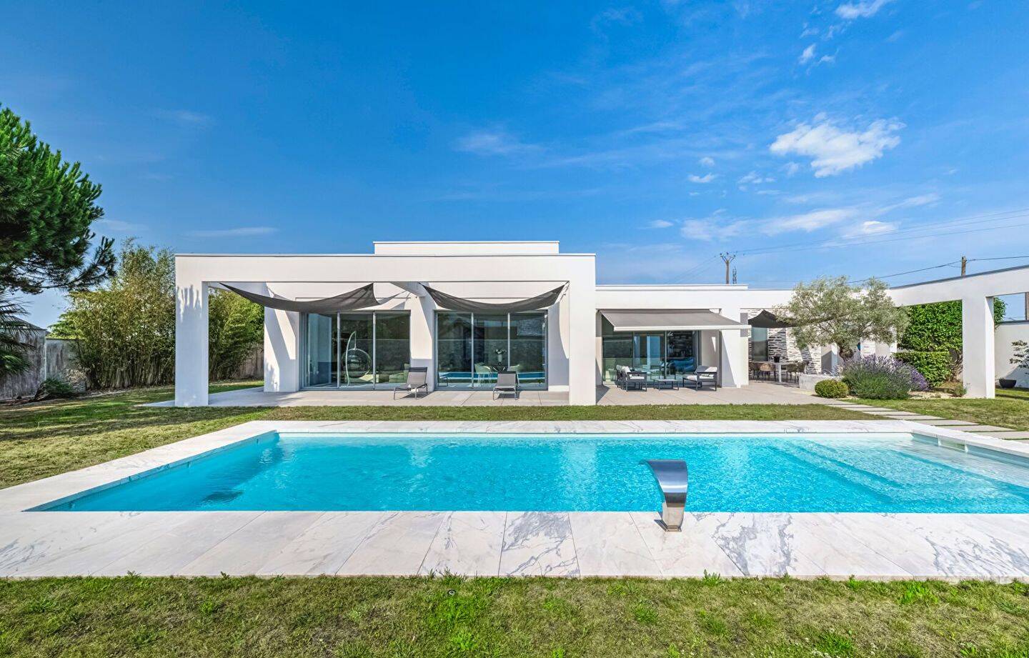 Maison 8 pièces 250 m² · à Angers · 250 m² · 950 400 €
