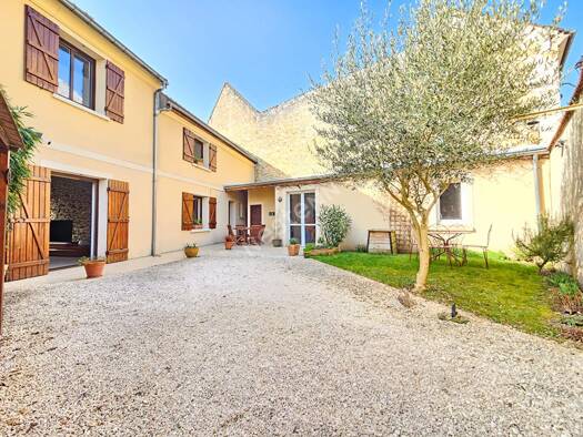 Maison à vendre 325 000 € 4 pièces 3 chambres 124 m² 207 m² de terrain Marines 95640