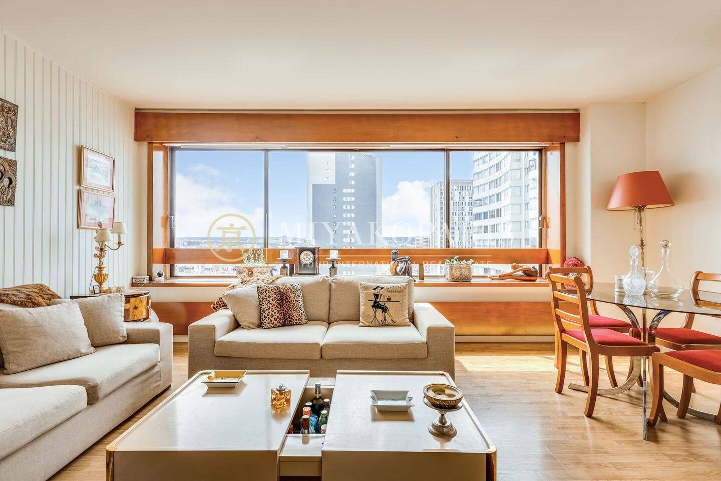 Appartement 3 pièces 70 m² · à Paris 15ème Arrondissement · 70 m² · 845 000 €