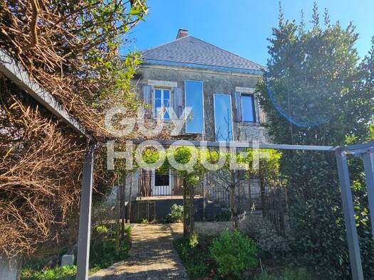 Maison à vendre 273 600 € 6 pièces 4 chambres 176 m² 993 m² de terrain Grissais-Gros Noyer Fontenay-le-Comte 85200