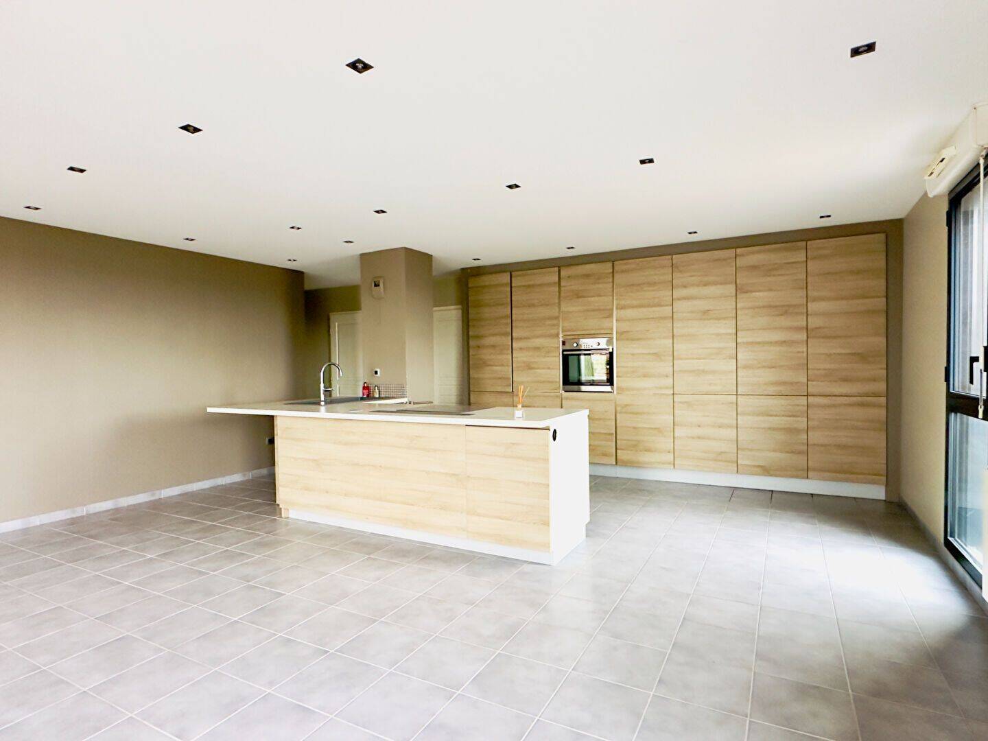 Appartement 3 pièces 90 m² · à Tourcoing · 89,6 m² · 225 000 €