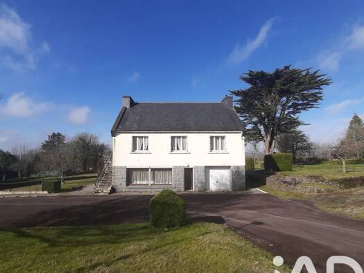 Maison à vendre 154 000 € 7 pièces 5 chambres 160 m² 15 700 m² de terrain Brennilis 29690