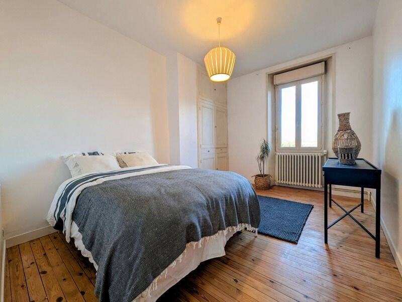 Maison 6 pièces 151 m² · à La Tessoualle · 151 m² · 159 000 €