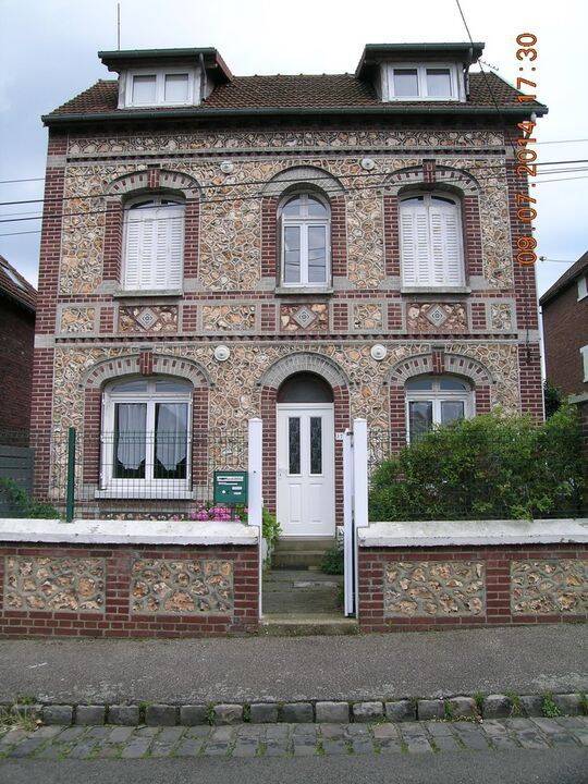 Maison 5 pièces 125 m² · à Sotteville-lès-Rouen · 125 m² · 1 065 €