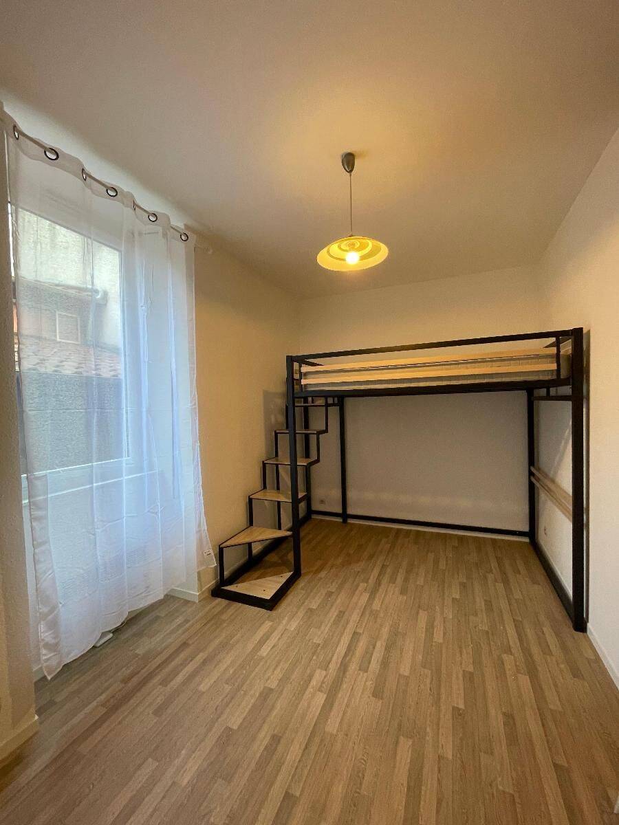 Appartement 1 pièce 19 m² · à Clermont-Ferrand · 19 m² · 360 €