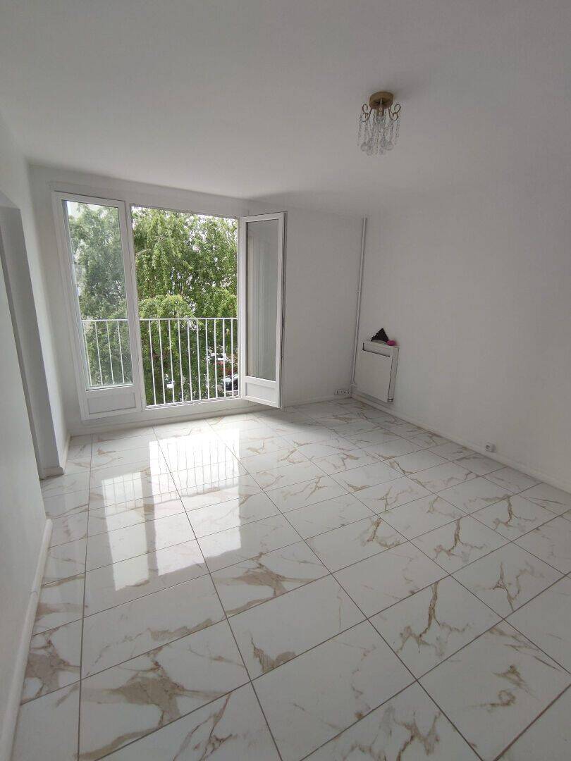 Appartement 4 pièces 67 m² · à Neuilly-sur-Marne · 67 m² · 1 520 €