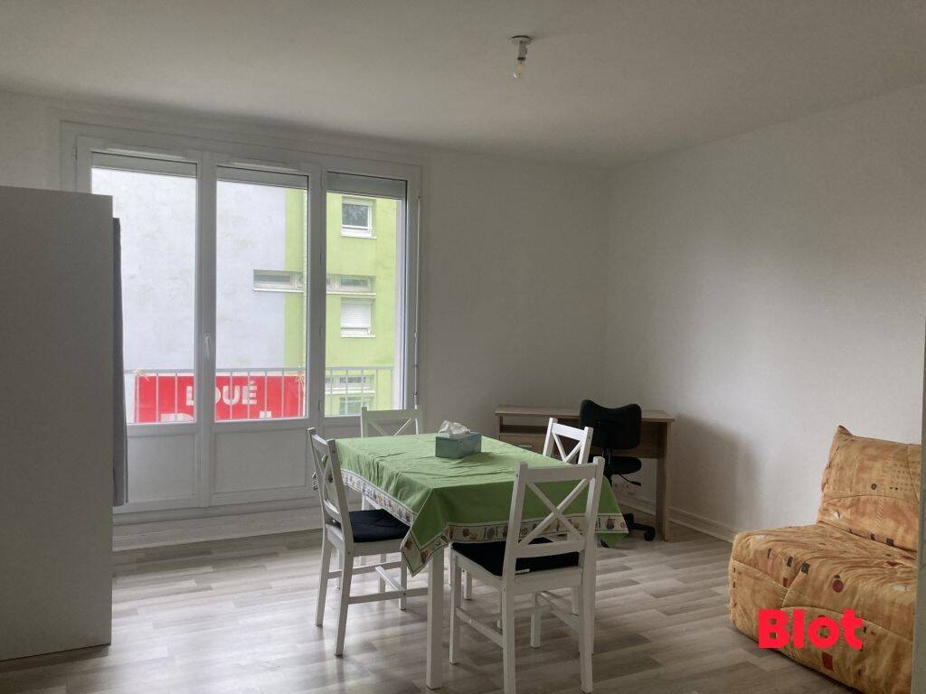 A LOUER / RENNES VILLEJEAN - T4 MEUBLÉ 3 CHAMBRES - 1 280EUR CC — 1