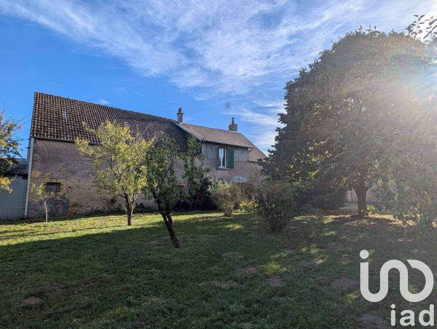 Maison 6 pièces 108 m² · à Châteaumeillant · 108 m² · 54 250 €