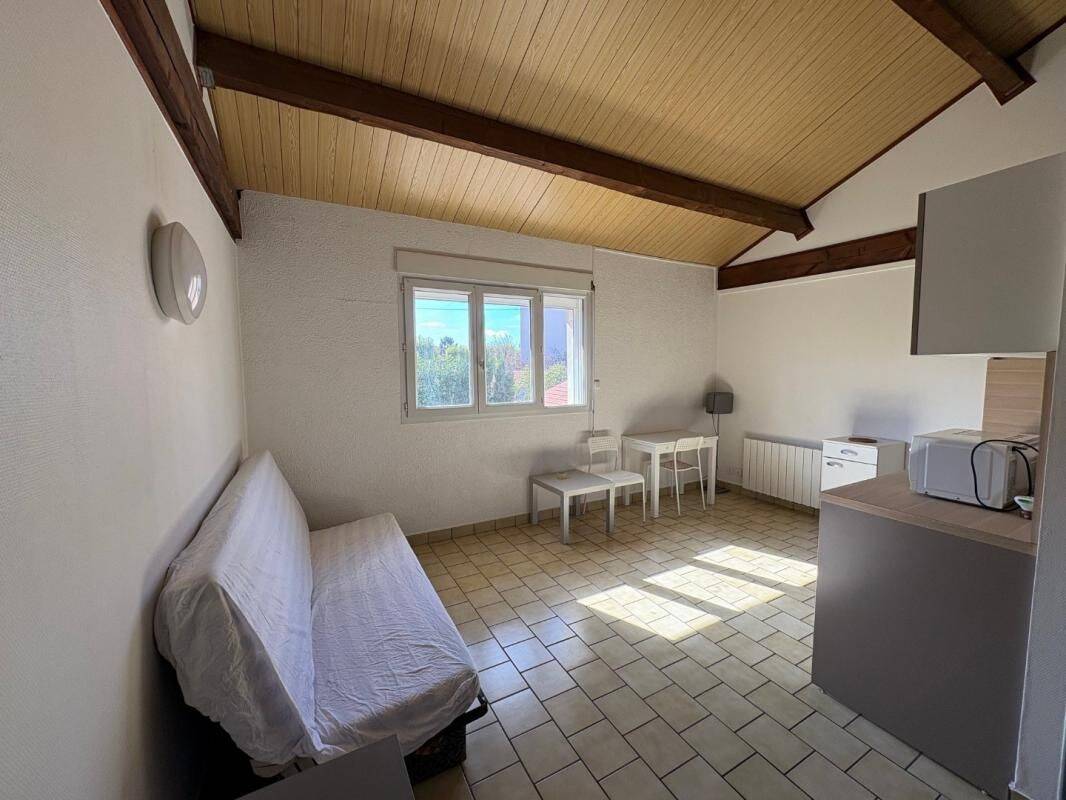 Appartement 1 pièce 22 m² · à Roanne · 22 m² · 345 €