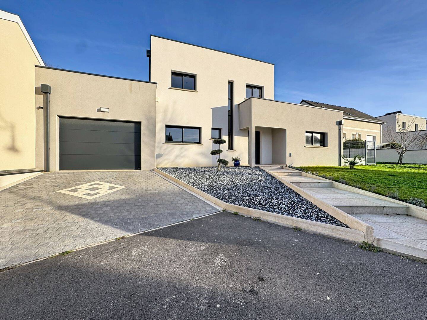 Maison 6 pièces 165 m² · à Champigny · 165 m² · 535 000 €