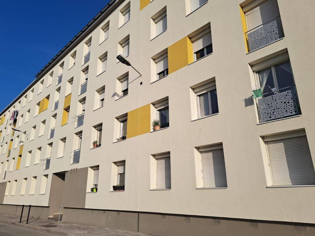 Appartement 2 pièces 46 m² · à Orange · 46 m² · 422 €