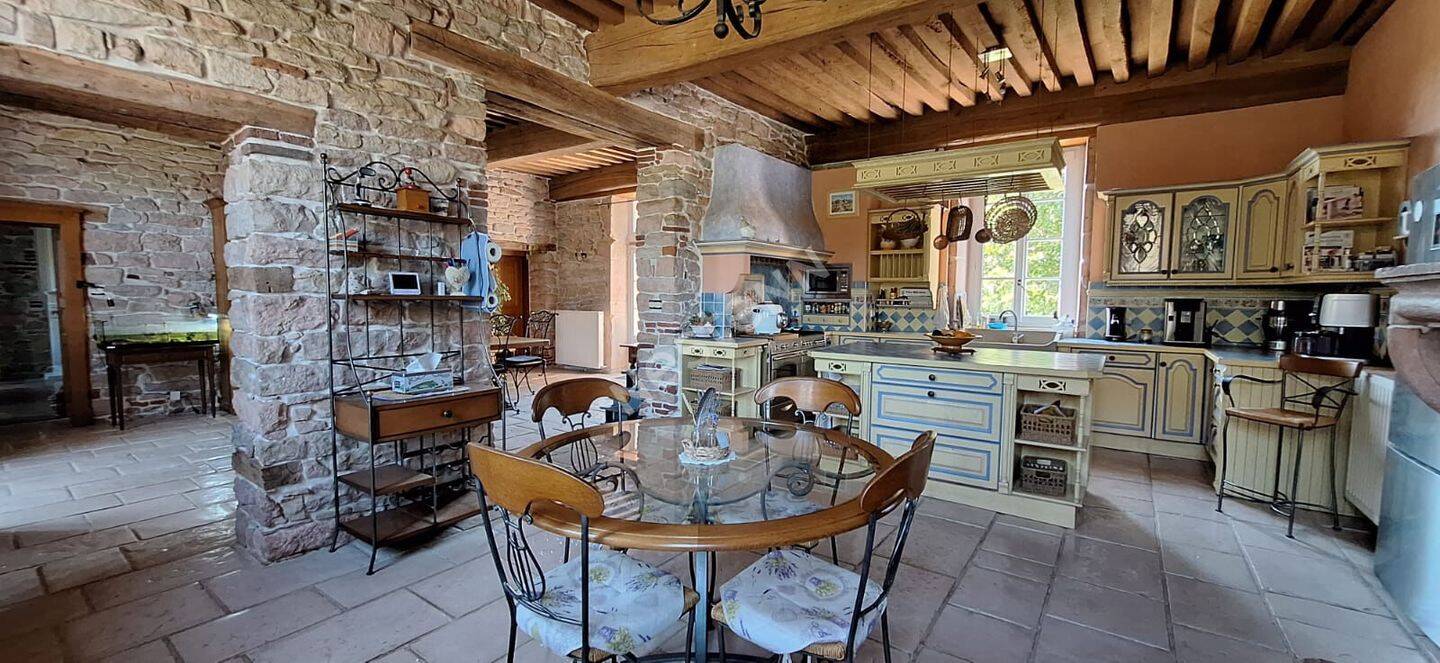 Maison 6 pièces 291 m² · à Brienne · 291 m² · 359 000 €