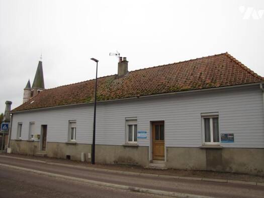 Maison de plain-pied à vendre 137 020 € 4 pièces 2 chambres 90 m² 3 563 m² de terrain Oneux 80135