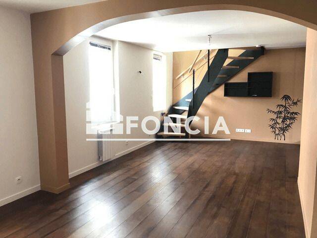 Appartement 3 pièces 62 m² · à Divonne-les-Bains · 62,2 m² · 1 582 €