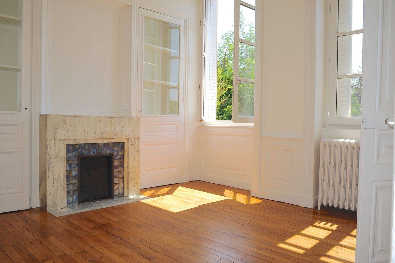 Appartement 5 pièces 99 m² · à Lyon 1er Arrondissement · 99 m² · 1 615 €