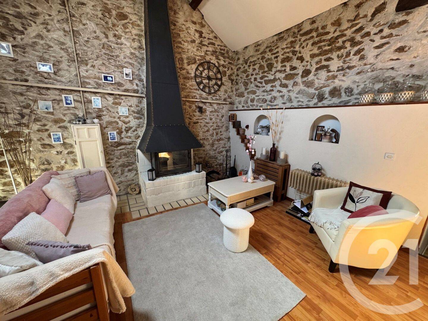 Maison 6 pièces 120 m² · à Saint-Vrain · 119,8 m² · 294 000 €
