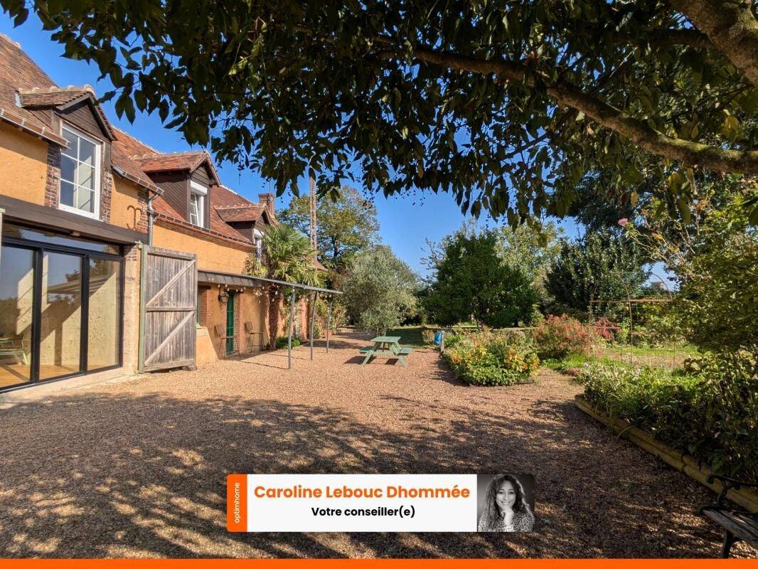 Maison 6 pièces 200 m² · à Saint-Aubin-des-Coudrais · 200 m² · 337 000 €