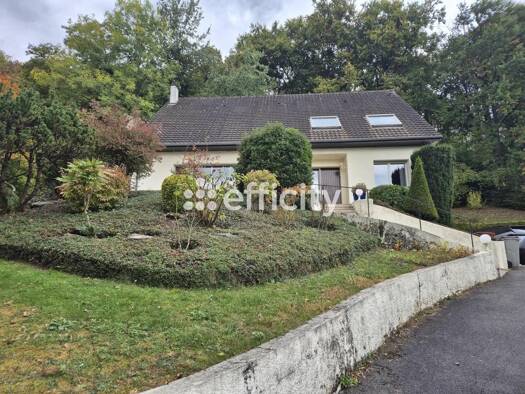 Maison de ville à vendre 299 000 € 7 pièces 4 chambres 147 m² 4 818 m² de terrain Vauxbuin 02200
