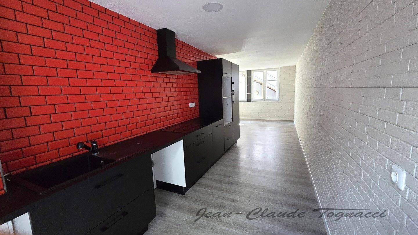Appartement 3 pièces 80 m² · à Delle · 79,6 m² · 89 000 €