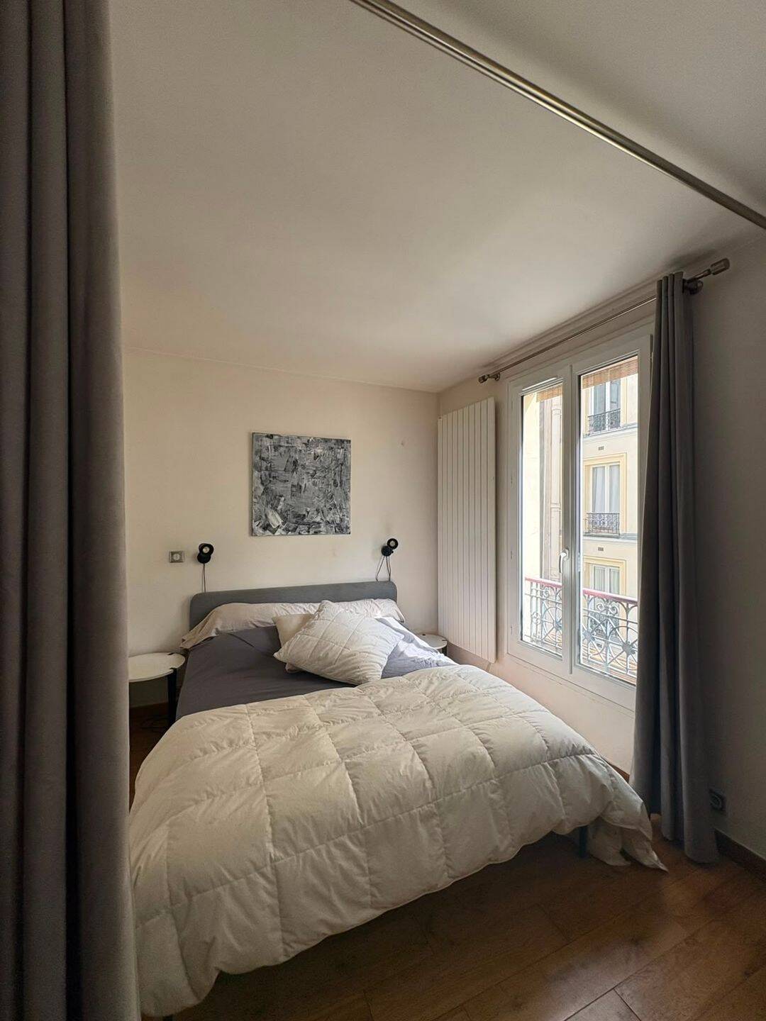 Appartement 1 pièce 35 m² · à Paris 18ème Arrondissement · 35 m² · 1 550 €