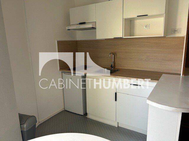 Appartement 1 pièce 25 m² · à Saint-Étienne · 25 m² · 345 €