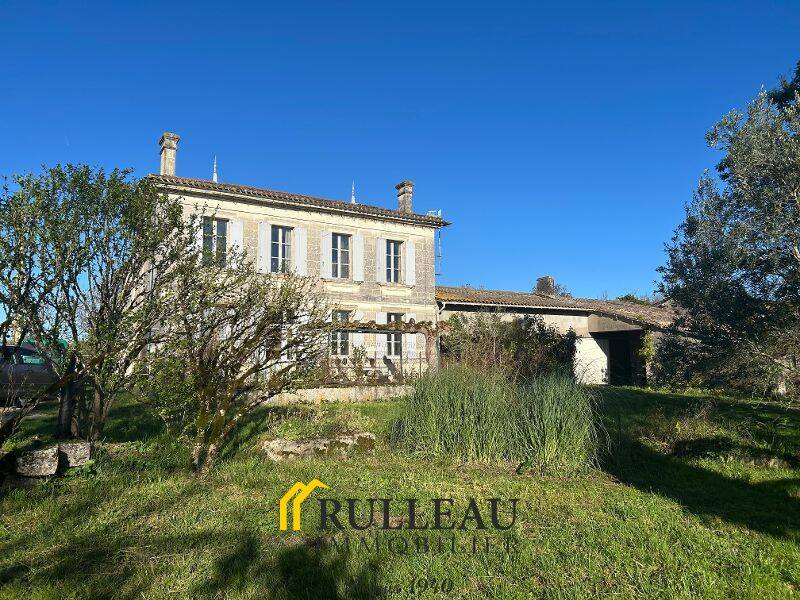 Maison 6 pièces 150 m² · à Vérac · 150 m² · 245 000 €
