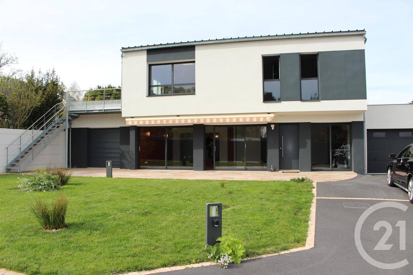 Maison 5 pièces 170 m² · à Saint-Nazaire · 170 m² · 2 300 €/mois