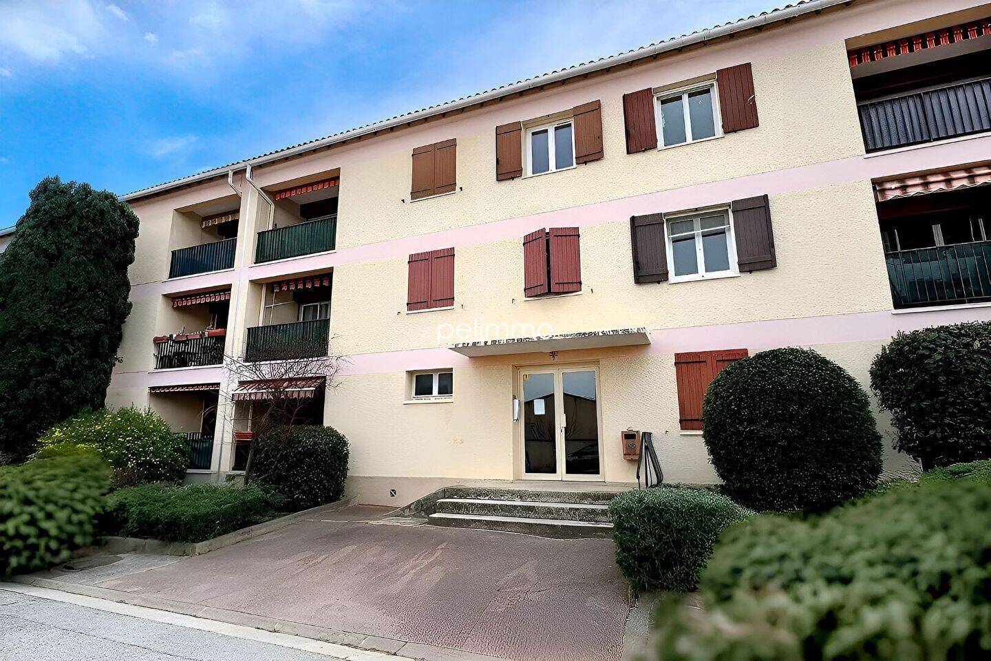 Appartement 3 pièces 66 m² · à Salon-de-Provence · 66 m² · 184 000 €