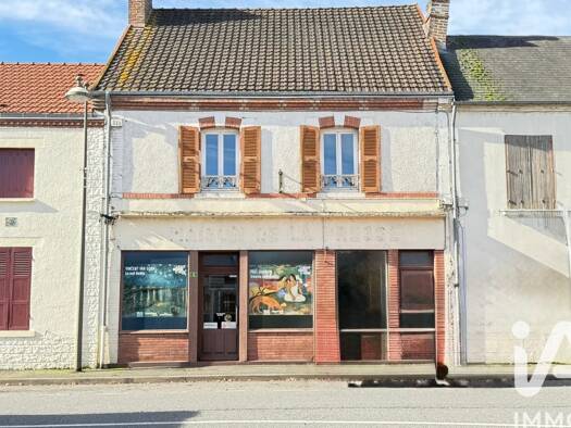 Maison de ville à vendre 102 000 € 5 pièces 2 chambres 107 m² 391 m² de terrain Neuvy-sur-Barangeon 18330