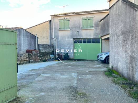 Maison à vendre 395 000 € 3 pièces 2 chambres 76 m² 235 m² de terrain Centre Ville Baillargues 34670