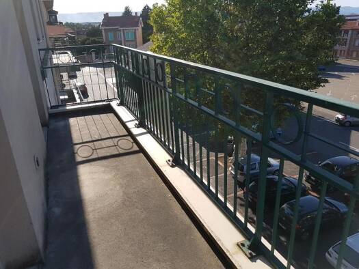 Appartement à louer 725 € 3 pièces 2 chambres 76 m² 3ème étage Grande Couronne Saint-Just-Saint-Rambert 42170