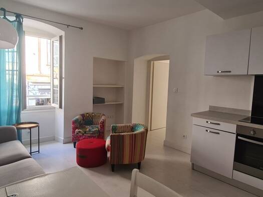 Appartement à vendre 155 000 € 3 pièces 2 chambres 57 m² 1er étage Corte 20250