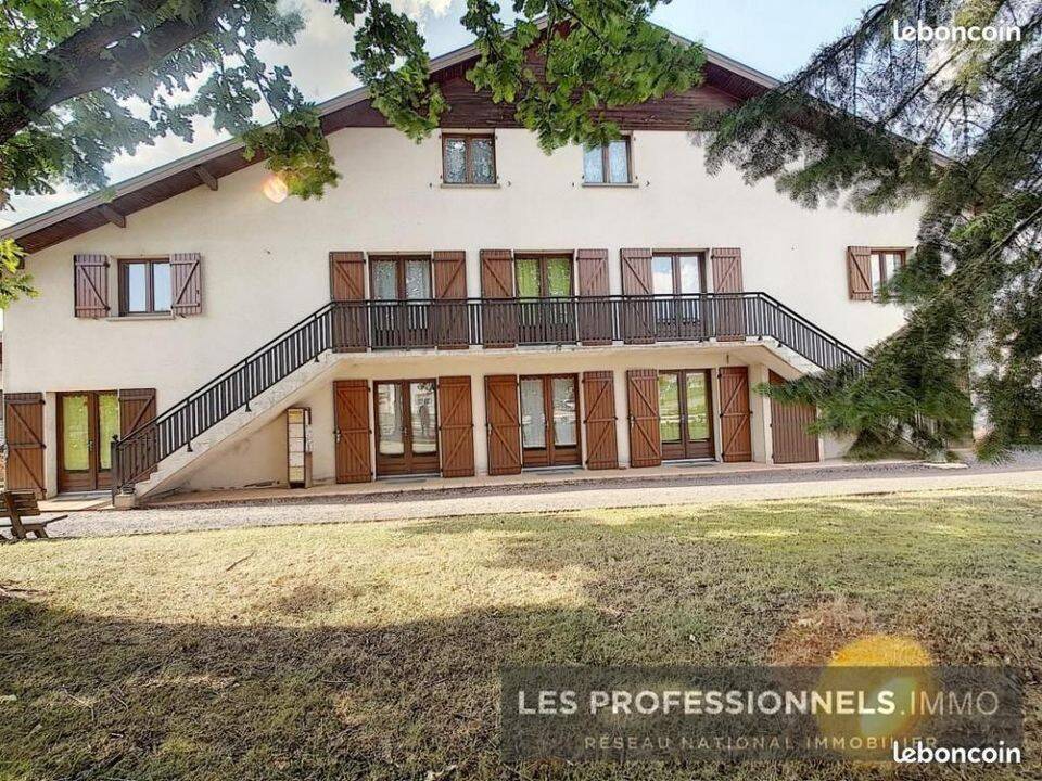 Appartement 1 pièce 25 m² · à Roville-aux-Chênes · 25 m² · 325 €