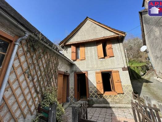 Maison à vendre 109 000 € 5 pièces 3 chambres 70 m² 973 m² de terrain Saint-Lary 09800