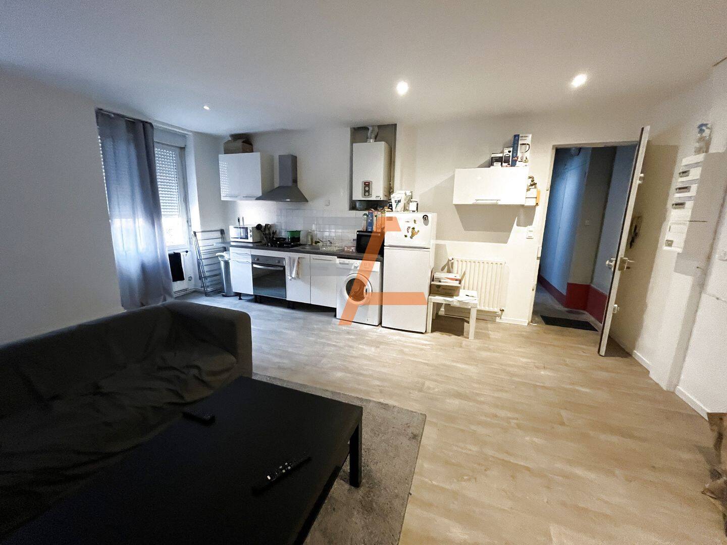 Appartement 3 pièces 57 m² · à Saint-Étienne · 56,5 m² · 75 000 €