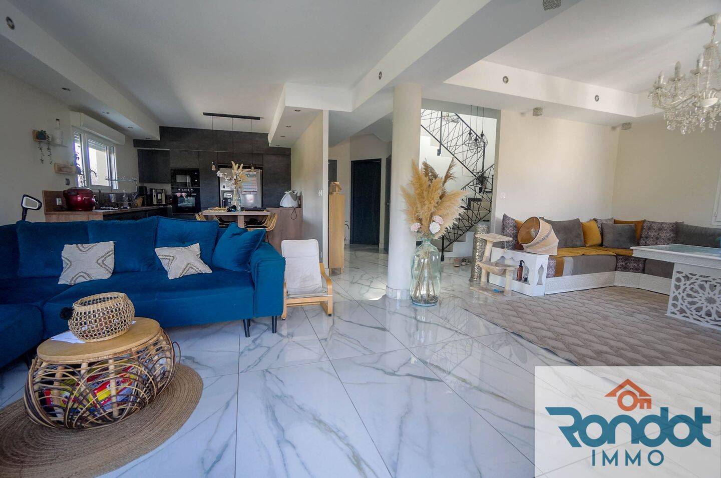 Maison 6 pièces 176 m² · à Marcilly-sur-Tille · 176 m² · 300 000 €