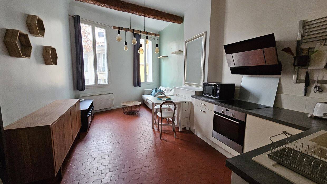 Appartement 2 pièces 48 m² · à Aix-en-Provence · 48 m² · 914 €