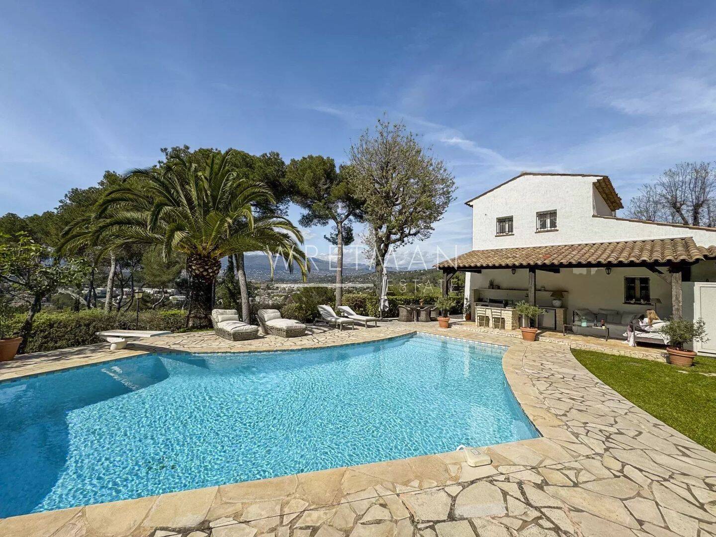 Maison 6 pièces 164 m² · à Mougins · 164 m² · 1 395 000 €