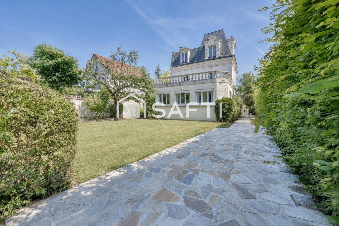 Maison 8 pièces 275 m² · à Le Perreux-sur-Marne · 275 m² · 1 900 000 €