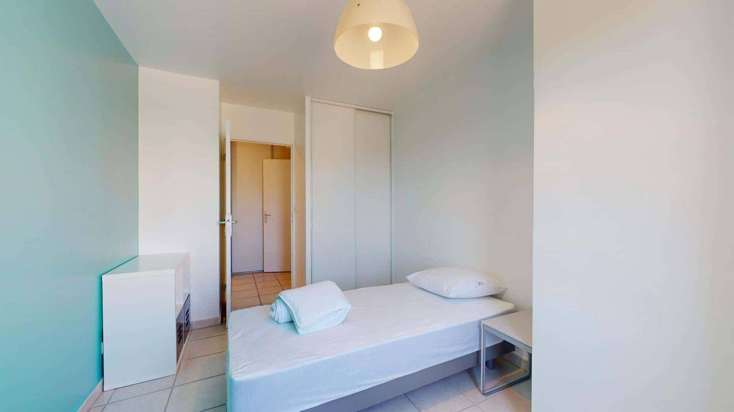 Appartement 1 pièce 15 m² · à Vénissieux · 15 m² · 502 €/mois