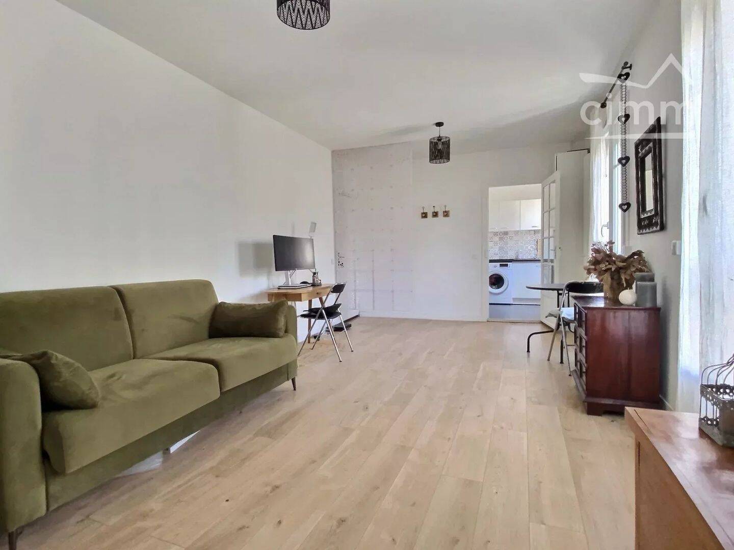 Appartement 2 pièces · à Arcueil · 1 090 €