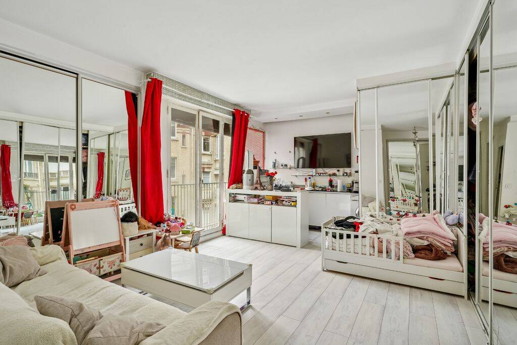 Appartement 1 pièce 30 m² · à Paris 16ème Arrondissement · 29,8 m² · 380 000 €