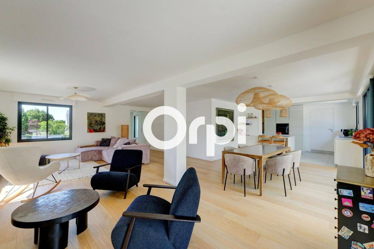 Maison 5 pièces 218 m² · à La Turballe · 218 m² · 963 400 €