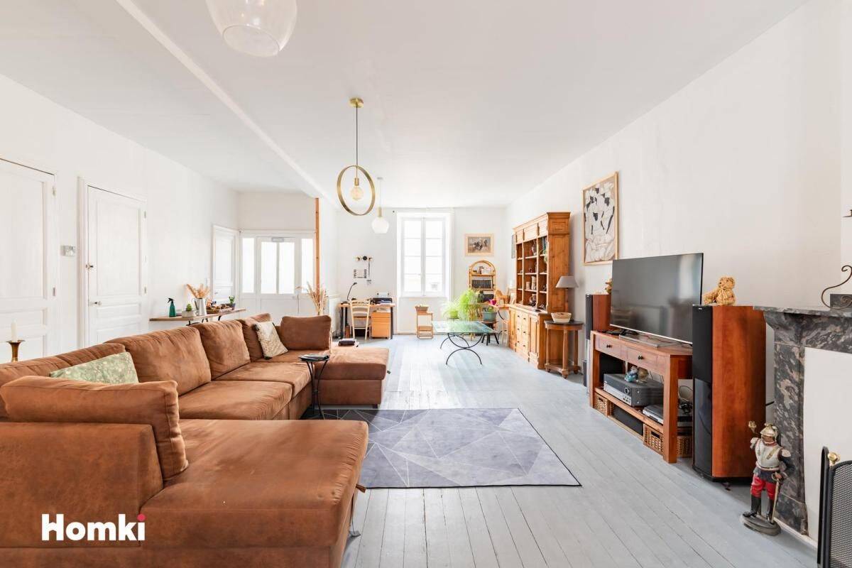 Maison 7 pièces 203 m² · à Cabrespine · 203 m² · 195 000 €