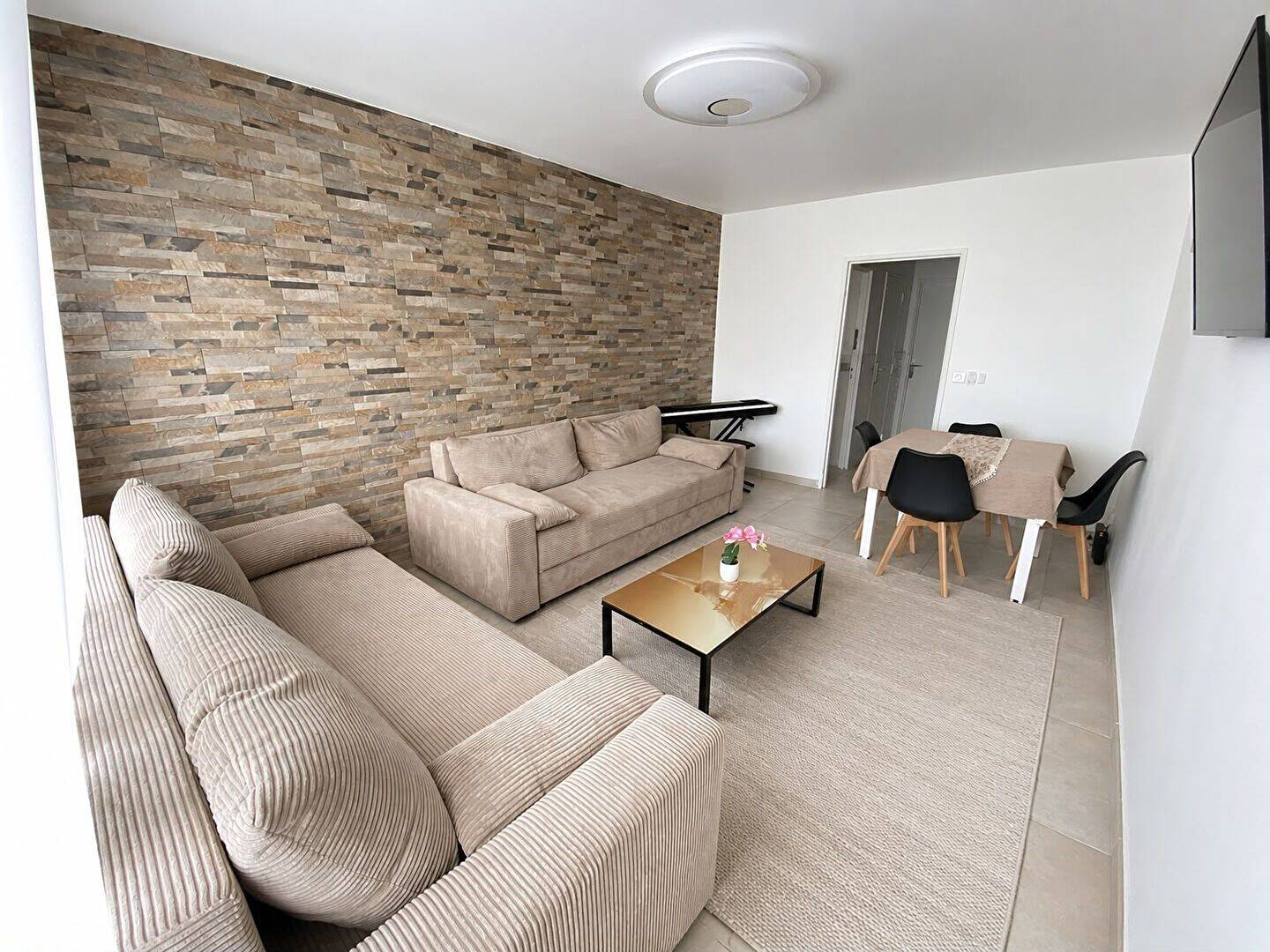 Appartement 3 pièces 69 m² · à Melun · 69,5 m² · 160 000 €