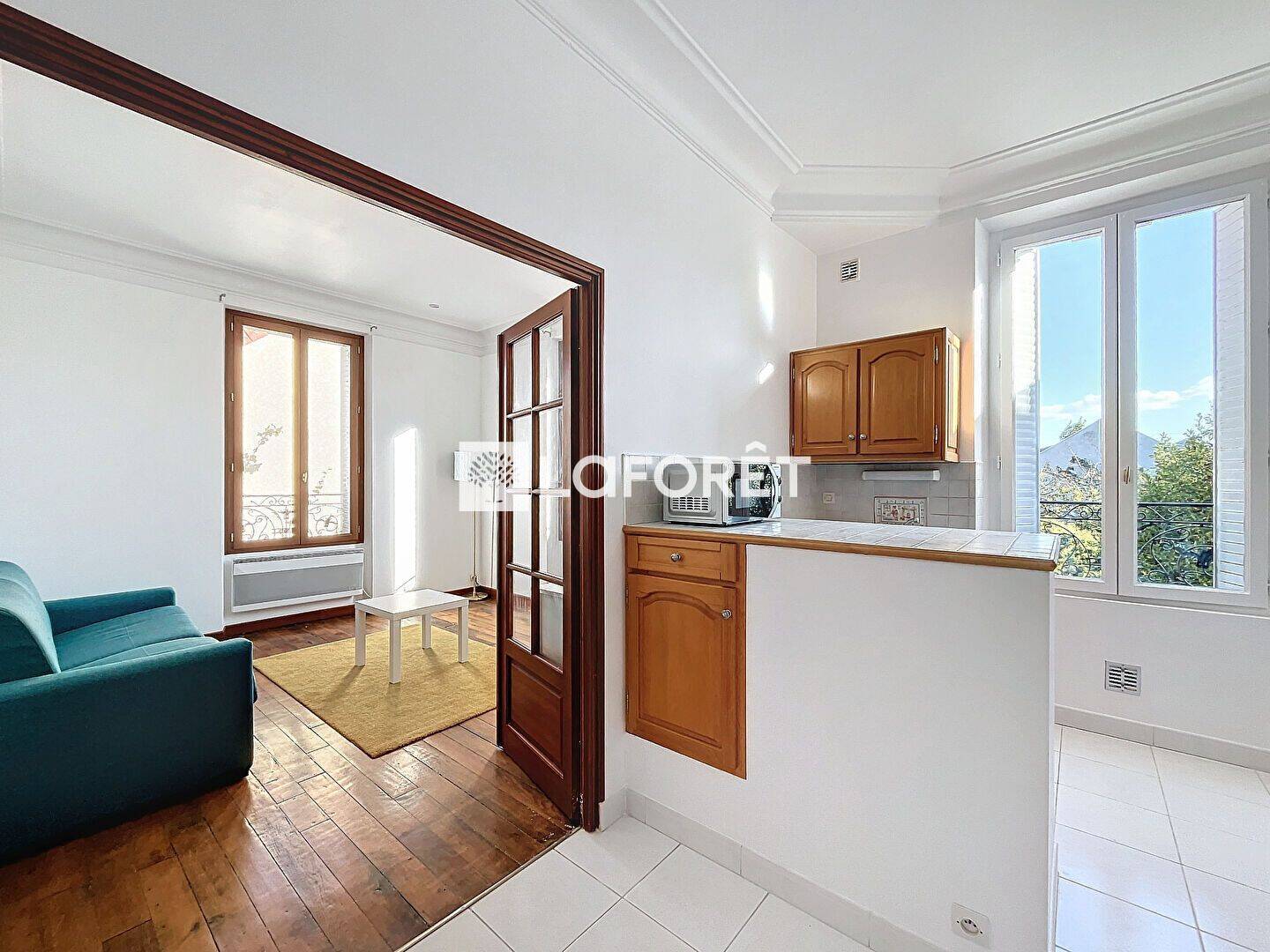Appartement 1 pièce 27 m² · à Chatou · 27 m² · 850 €
