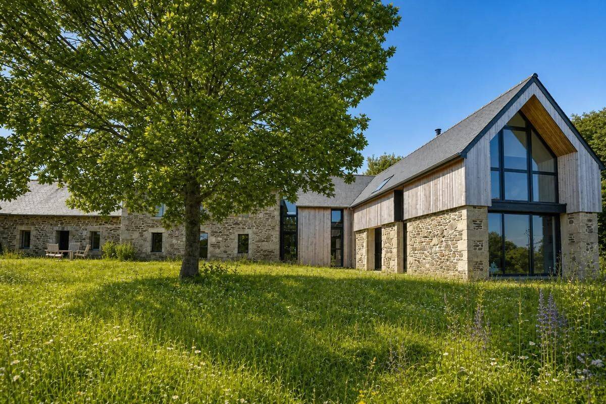 Maison 7 pièces 184 m² · à Gurunhuel · 184 m² · 380 000 €