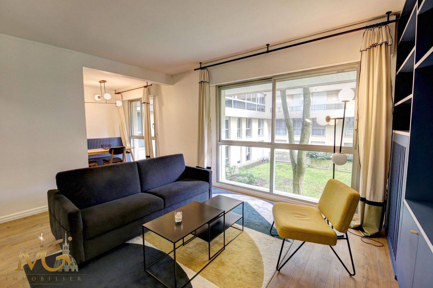Appartement 1 pièce 45 m² · à Paris 7ème Arrondissement · 44,7 m² · 2 000 €